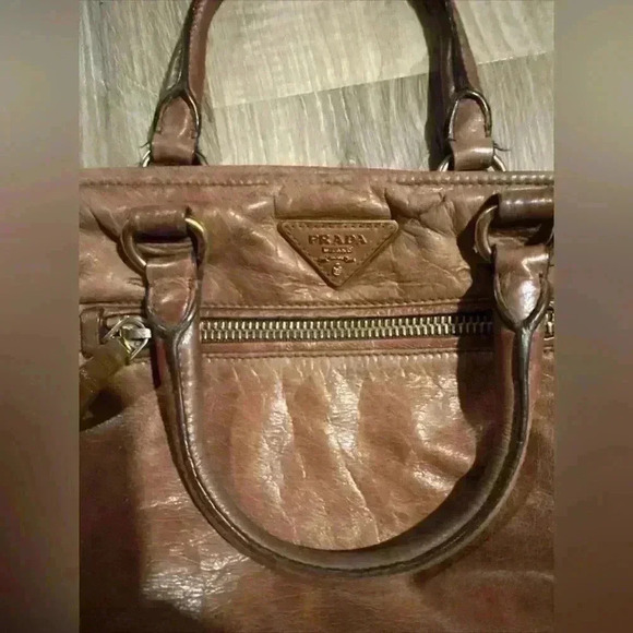 Authentic PRADA Vintage Brown Lambskin Leather Bag w/ Gold Hardware (2008) Class - Picture 3 of 16